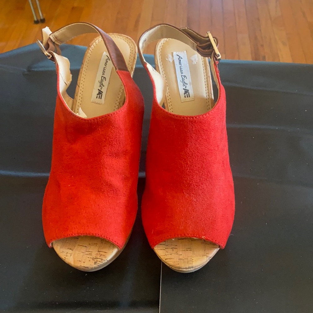American eagle wedged heels
